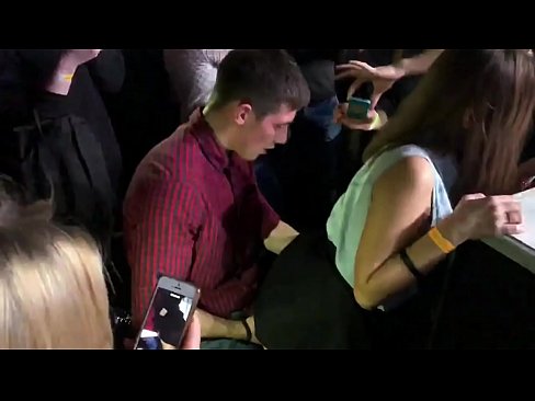 ❤️ Vera sekso en rusa noktoklubo. 18-jara rusa knabino en la anuso kaj vagino fikis en noktoklubo ☑ Anala video ĉe porno eo.sexflashgame.ru ❤
